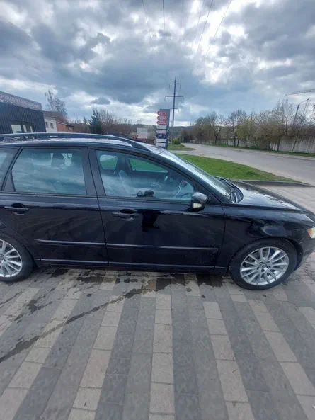 Volvo V50 2009