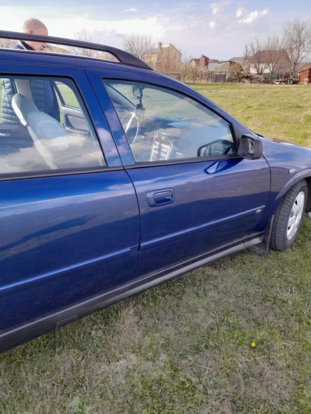 Opel Astra 2004 - 1