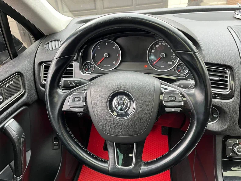Volkswagen Touareg 2012 - 13