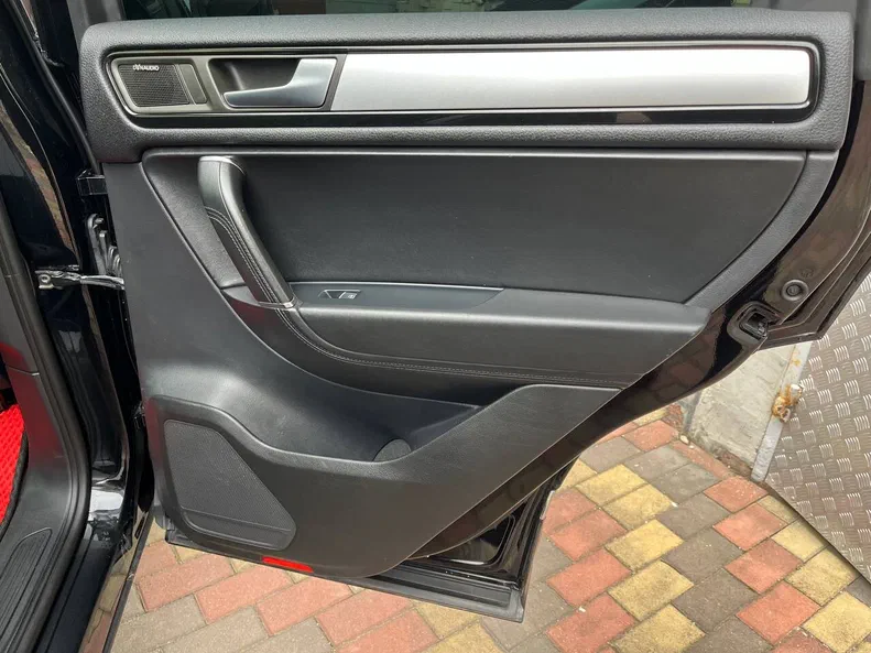 Volkswagen Touareg 2012 - 8