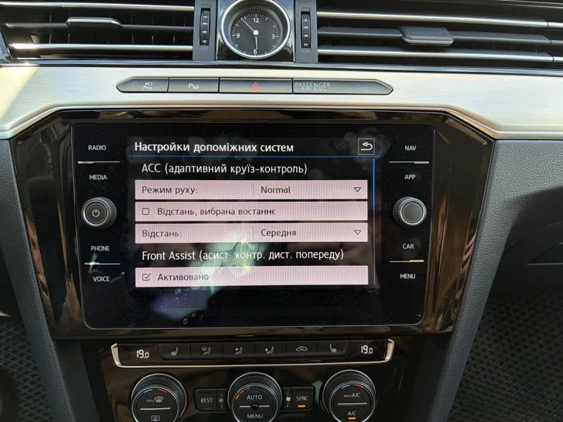 Volkswagen Passat 2018 - 9