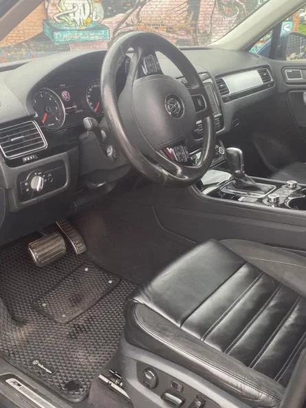 Volkswagen Touareg 2014 - 12