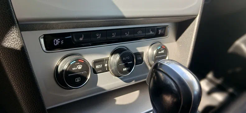 Volkswagen Passat 2015 - 24