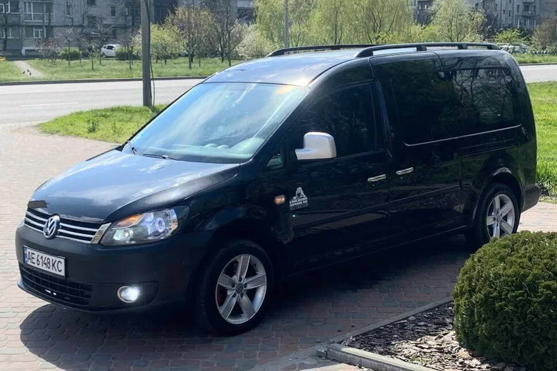 Volkswagen Caddy 2011