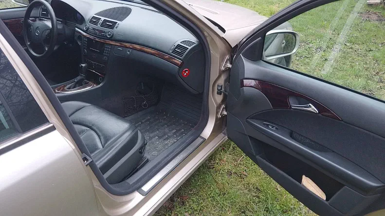 Mercedes-Benz E-Класс 2002