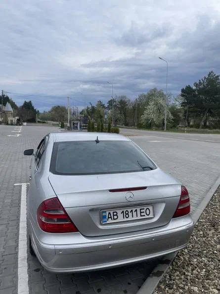 Mercedes-Benz E-Класс 2006 - 18