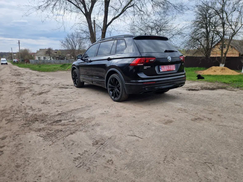 Volkswagen Tiguan 2021 - 11
