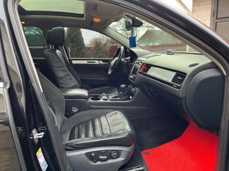 Volkswagen Touareg 2012 - 11