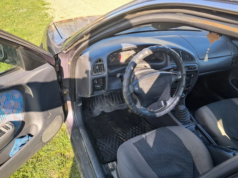 Suzuki Baleno 1999 - 5