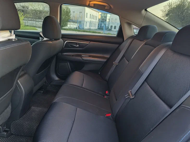 Nissan Altima 2017 - 21