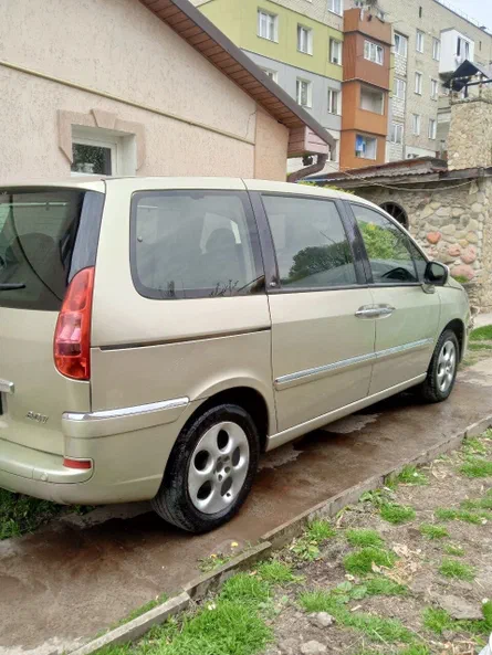 Peugeot 807 2009