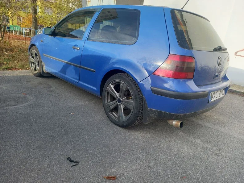 Volkswagen Golf 2001