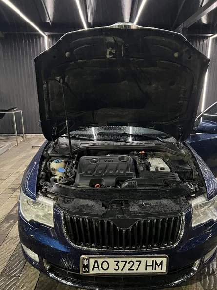 Skoda Superb 2012 - 9