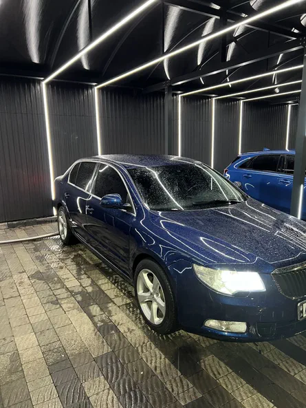 Skoda Superb 2012