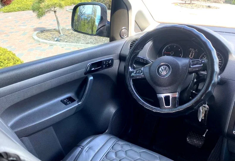 Volkswagen Caddy 2011 - 11