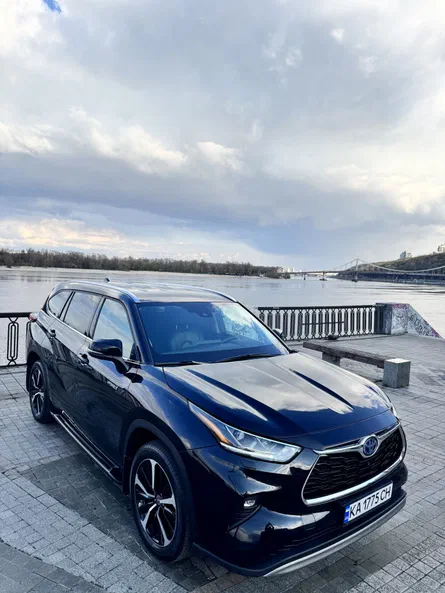 Toyota Highlander 2021 - 25