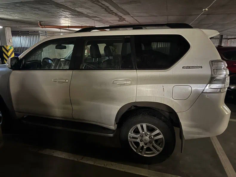 Toyota Land Cruiser 2011