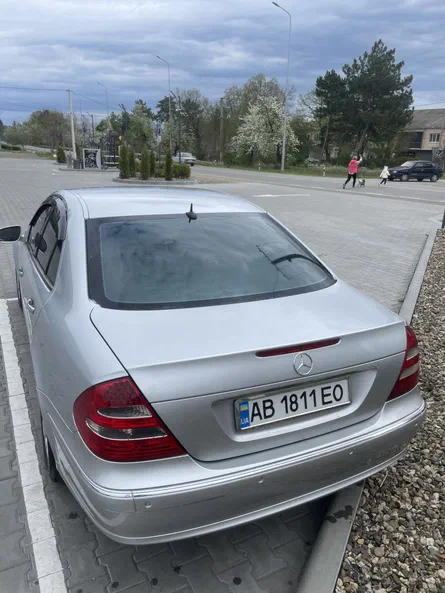Mercedes-Benz E-Класс 2006
