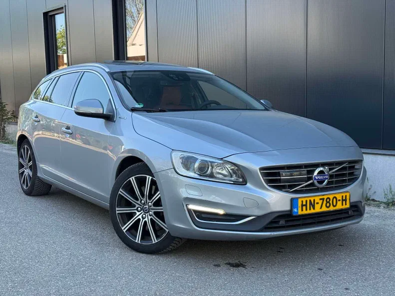 Volvo V60 2015 - 20