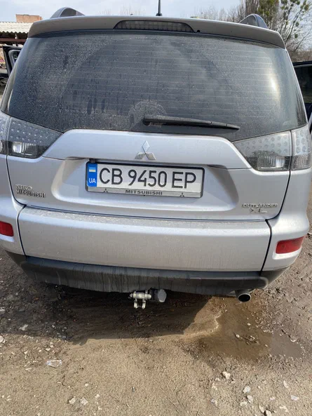 Mitsubishi Outlander 2011