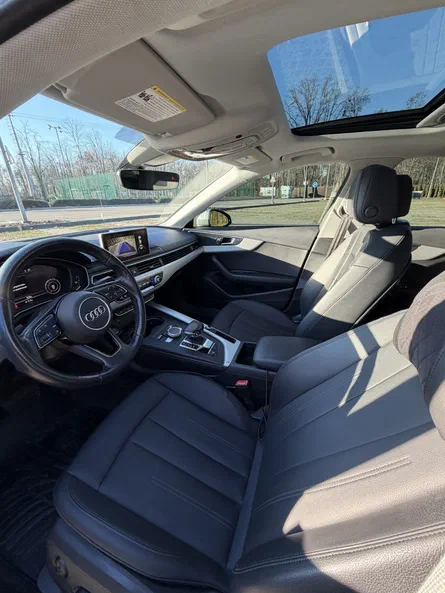 Audi A4 2018 - 9