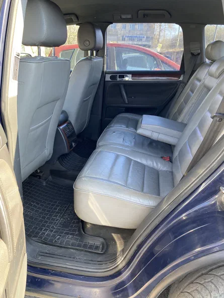 Volkswagen Touareg 2004 - 9