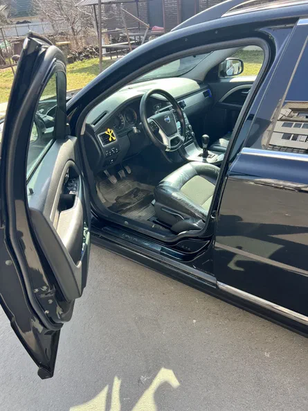 Volvo V70 2010 - 7