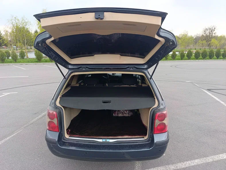 Volkswagen Passat 2001 - 11