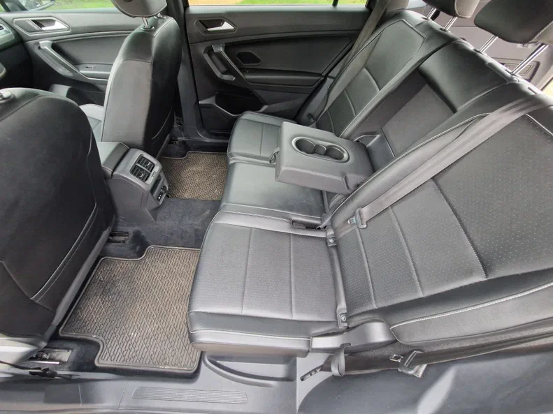 Volkswagen Tiguan 2021 - 24