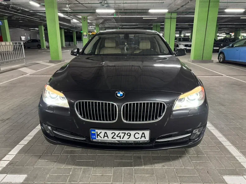 BMW 5 серии 2011