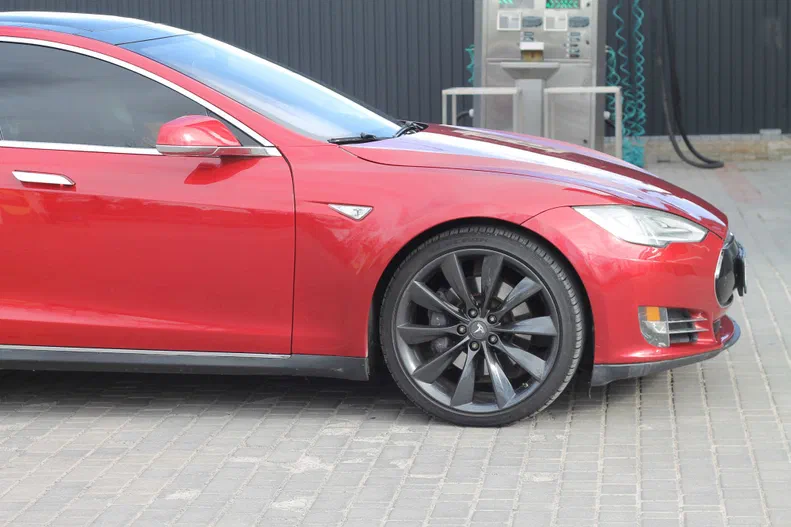 Tesla Model S 2013 - 9