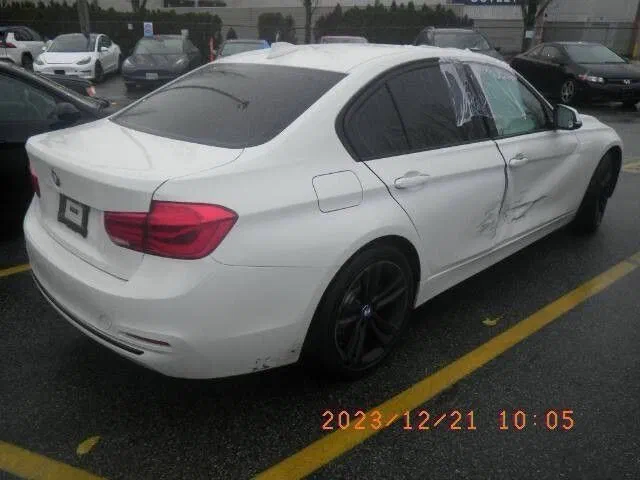 BMW 3 серии 2018 - 23