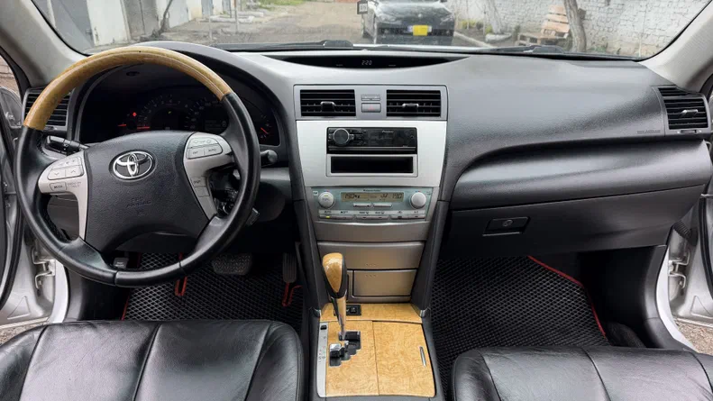 Toyota Camry 2006 - 9