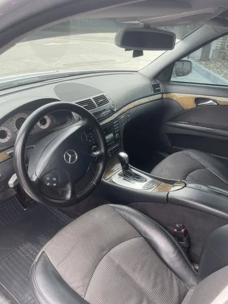 Mercedes-Benz E-Класс 2006 - 7