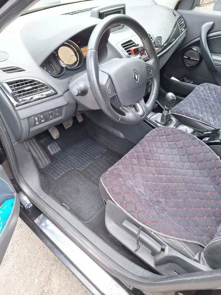Renault Megane 2013 - 13