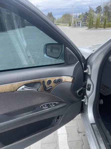 Mercedes-Benz E-Класс 2006 - 10