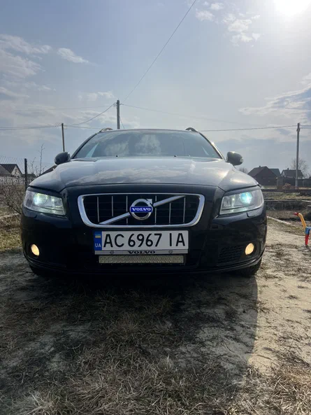 Volvo V70 2010