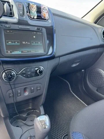Renault Sandero 2020 - 13