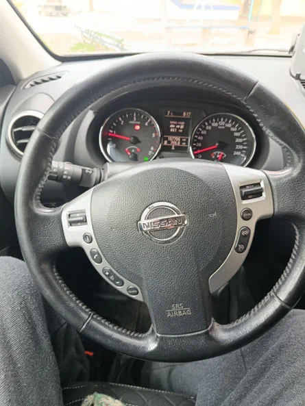 Nissan Qashqai 2011 - 5