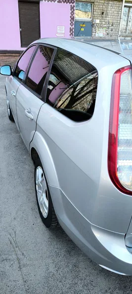Ford Focus 2010 - 9