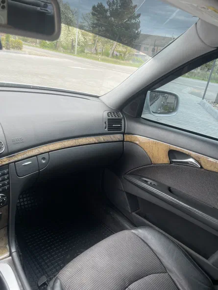 Mercedes-Benz E-Класс 2006