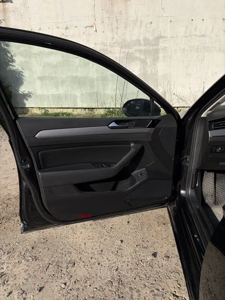 Volkswagen Passat 2018 - 17