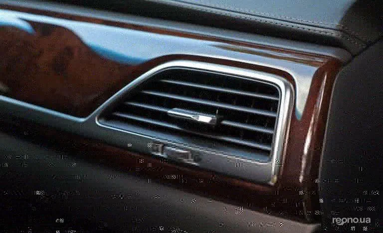 Hyundai Genesis 2017 - 32