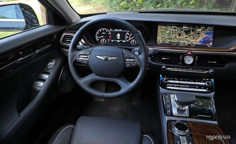 Hyundai Genesis 2017 - 15