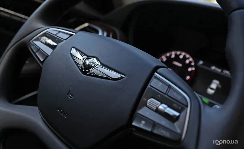 Hyundai Genesis 2017 - 16