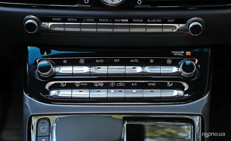 Hyundai Genesis 2017 - 25