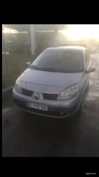 Renault Scenic 2004 - 12