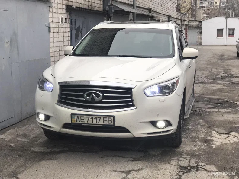 Infiniti JX 2013