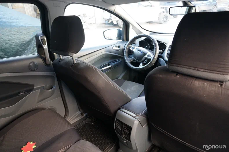 Ford Granada 2011 - 19