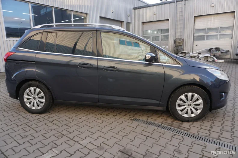 Ford Granada 2011 - 9